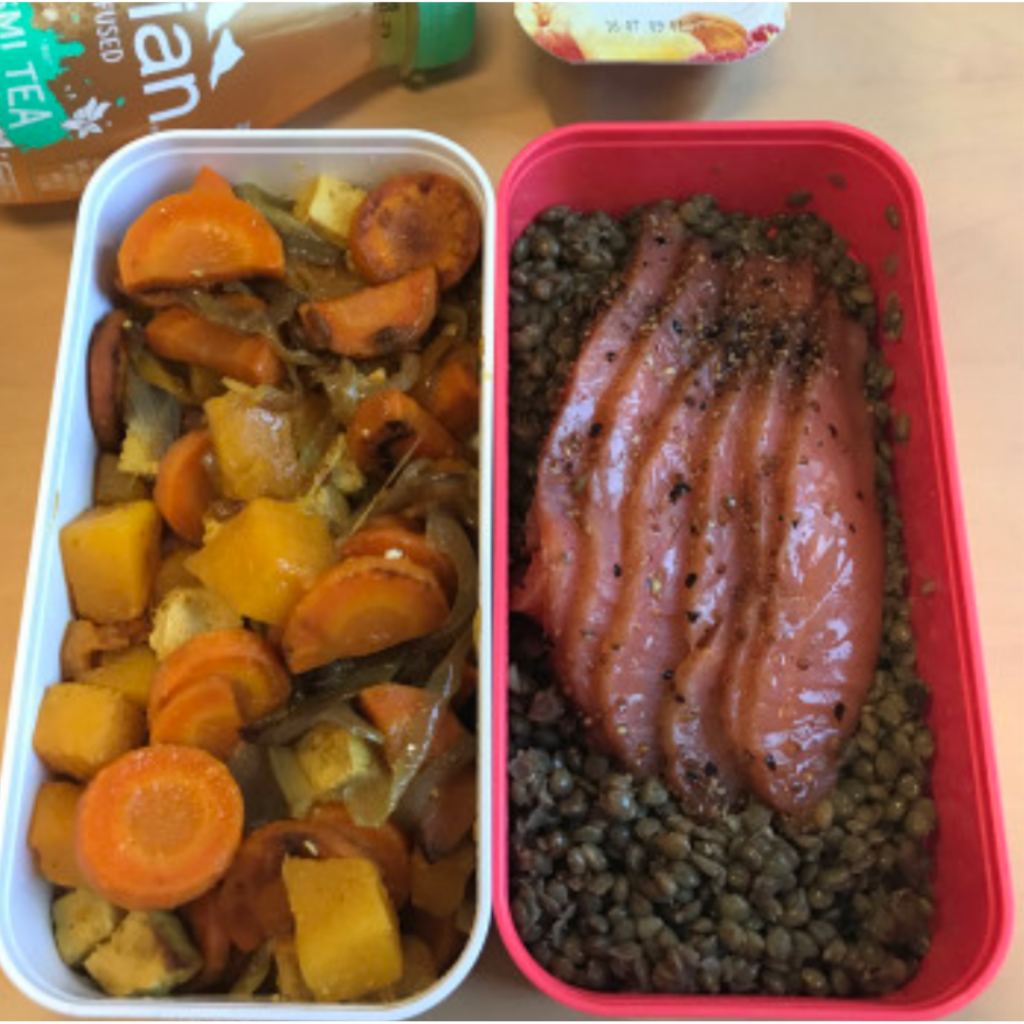 Teuko Lunchbox community. Kids lunch ideas. Lentils, salmon.